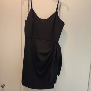 Elegant Black Sleeveless Dress